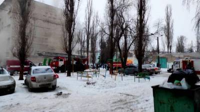 В Воронеже из горящей пятиэтажки эвакуировали 15 человек - gorcom36.ru - Воронеж