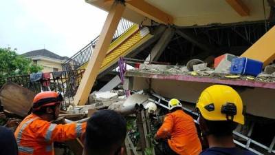 В Индонезии ночью произошло землетрясение, погибли 34 человека - kp.ua - Крым - Монголия - Индонезия