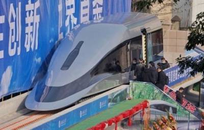 В Китае презентовали супербыстрый поезд будущего (ФОТО) - enovosty.com - Чэнд - Будущее