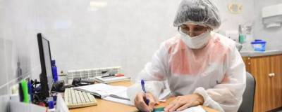 В Свердловской области за сутки выявили 392 случая коронавируса - runews24.ru - Екатеринбург - Свердловская обл.