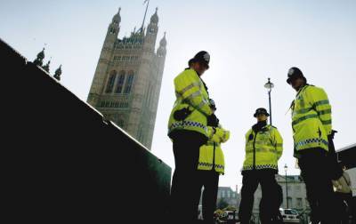 В Британии из полицейской базы случайно удалили 150 тысяч записей о нарушителях - rbc.ua - Англия - Данные