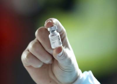 ВОЗ следит за информацией о смерти 23 человек в Норвегии после вакцинации от коронавируса - m24.ru - Норвегия - США