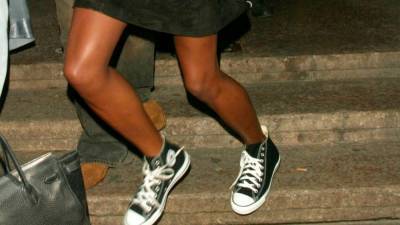 Камал Харрис - Джилл Байден - Converse: с чем носить конверсы - skuke.net