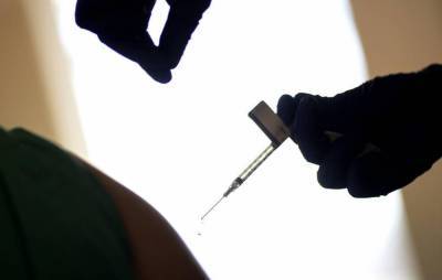 Китайские эксперты призвали приостановить использование вакцины Pfizer среди пожилых - obzor.lt - Норвегия - США