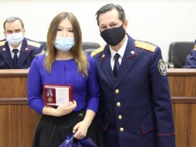 В Челябинской области наградили двух школьниц за спасение детей, провалившихся под лед - u24.ru - Челябинская обл. - район Чебаркульский