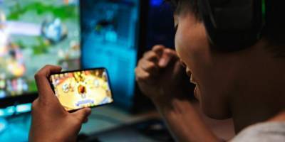 Правда ли, что лутбоксы в видеоиграх прививают зависимость молодым геймерам - nv.ua - Англия