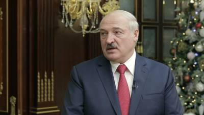 Александр Лукашенко - Лукашенко объяснил, почему затянулись протесты - vesti.ru - Белоруссия