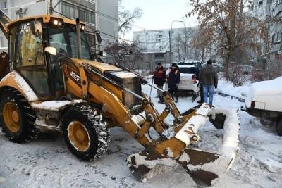 Более 1200 кубометров снега вывезли с волгоградских дорог за день - volg.mk.ru