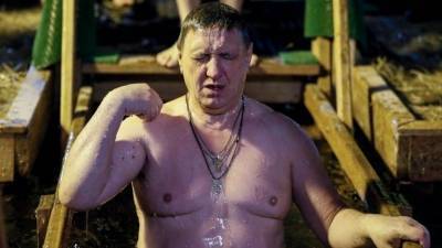 митрополит Иларион - РПЦ рекомендовала православным отказаться от крещенских купаний в 2021-м - 5-tv.ru - Москва - Россия