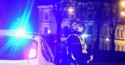 Во время комендантского часа полиции удалось задержала несколько преступников - rus.delfi.lv - Рига