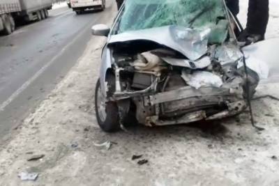 Двое человек погибли при аварии с фурой и легковушкой под Новосибирском - novos.mk.ru - Новосибирск - район Искитимский