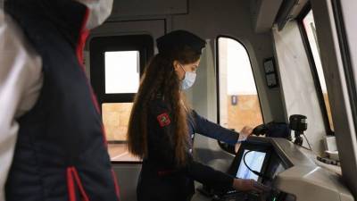 Женское лицо прогресса! В каких профессиях представительницы прекрасного пола подвинут мужчин - 5-tv.ru