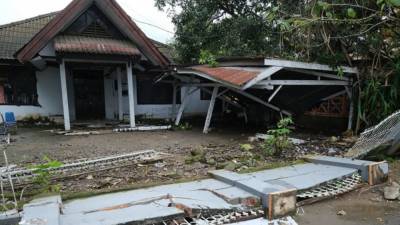 Джоко Видодо - Землетрясение на индонезийском острове Сулавеси унесло жизни 56 человек - inforeactor.ru - Индонезия