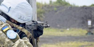 Российские боевики стреляли из гранатомета возле Широкино - nv.ua - населенный пункт Широкино - Донбасс