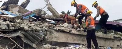 Число жертв землетрясения в Индонезии достигло 78 человек - runews24.ru - Индонезия