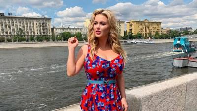 Анна Семенович - Анна Семенович опубликовала эмоциональный пост после бани - inforeactor.ru