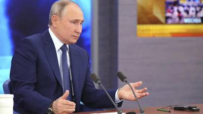 Владимир Путин - Ильхам Алиев - Путин рассказал детали принятия решения о прекращении огня в Карабахе - iz.ru - Москва - Азербайджан