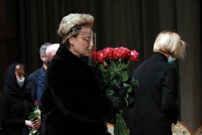 Елена Малышева - Борис Грачевский - Малышева прокомментировала смерть Грачевского и дала россиянам совет - lenta.ru
