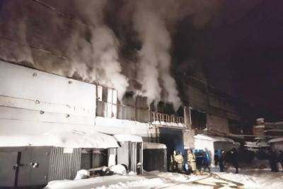 Крупный пожар произошел на Уфимском фанерно-плитном комбинате - ufa.mk.ru - Башкирия - Уфа