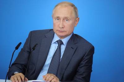 Владимир Путин - Путин поручил рассмотреть вопрос упрощённого привлечения мигрантов на стройки - pnp.ru