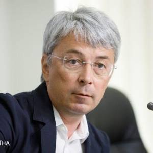 Александр Ткаченко - В Минкульте объяснили условия работы театров и проведения концертов с 25 января - reporter-ua.com