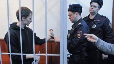Азат Мифтахов - Мифтахов проведет шесть лет в колонии за нападение на офис "Единой России" - inforeactor.ru