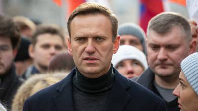 Алексей Навальный - Алексея Навального судят выездным судом в отделении полиции - news.israelinfo.co.il