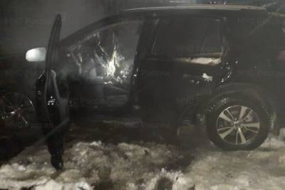 В Брянске завели уголовное дело о поджоге автомобиля директора телеканала «Городской» - chr.mk.ru - Брянск