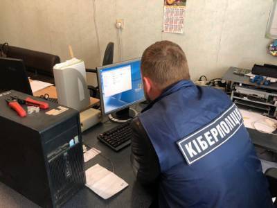 Кіберполіція викрила адміністратора нелегальних онлайн-кінотеатрів, завдавшого кінокомпаніям збитків більш ніж на 2,5 мільйона гривень - itc.ua - Украинские Новости