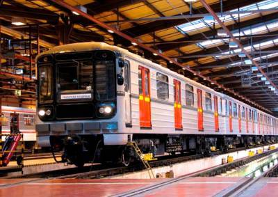 Пражское метро отметит день рождения «зеленой» ветки запуском советского поезда - vinegret.cz - Чехия