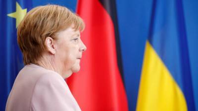 Ангела Меркель - Ангела Меркель высказалась за более строгие меры самоизоляции - svoboda.org