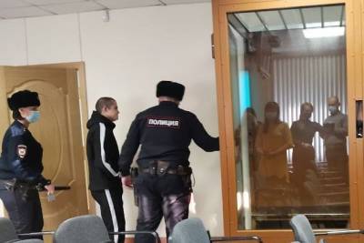 Рамиль Шамсутдинов - Представитель потерпевших заявил, что от приговора Шамсутдинову зависит будущее армии - chita.ru