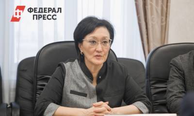 Сардана Авксентьева - Евгений Григорьев - Сардана Авксентьева похвасталась новым местом работы - fedpress.ru - Якутск