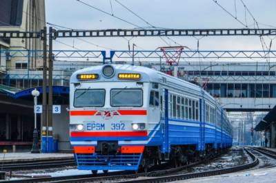 Укрзалізниця модернізує приміські електрички камерами відеоспостереження та «червоною кнопкою» виклику поліції - itc.ua - Украина - Україна - Киев - Украинские Новости