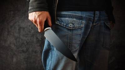 Мужчина в домашних условиях пытался кастрировать любовника подруги в Петербурге - 5-tv.ru - Санкт-Петербург