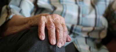 Артур Парфенчиков - Жители Карелии старше 65 лет могут продлить больничный до 5 февраля - stolicaonego.ru - Петрозаводск - Беломорск - Медвежьегорск - республика Карелия