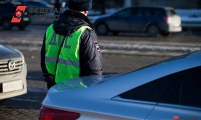 В Миассе инспектор ДПС разбил стекло авто огнетушителем - fedpress.ru
