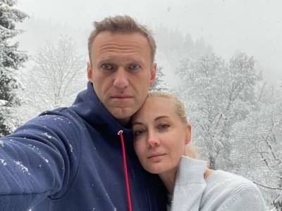 Ксения Собчак - Собчак: Навального за полгода превратили из политика в супергероя - rosbalt.ru - Москва