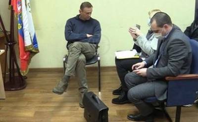 Алексей Навальный - Дмитрий Песков - В Кремле не намерены прислушиваться к заявлениям из-за рубежа по ситуации с Навальным - obzor.lt - Россия