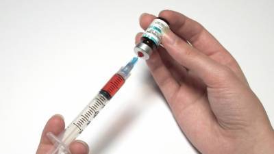 Эффективность вакцины "ЭпиВакКорона" составила 100% - polit.info - Новосибирск