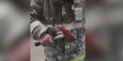 В Якутии сняли раздевание пожарных с помощью топора после выезда в -50°С - ruposters.ru - респ. Саха