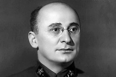 Лаврентий Берия - На ВДНХ установят фигуру Лаврентия Берии - lenta.ru - Москва