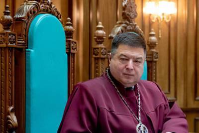 Владимир Зеленский - Александр Тупицкий - Тупицкий стал подозреваемым по делу Конституционного суда Украины - lenta.ru - Крым