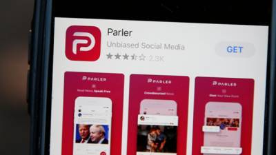 Россияне опровергли, что предоставляют хостинг американской соцсети Parler - ru.espreso.tv - Москва - США