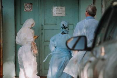 «Плюс 4»: в Астрахани увеличилось число жертв коронавируса - ast.mk.ru - Астрахань - Астраханская обл.