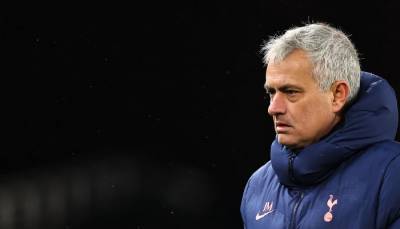 Моуриньо: «Перенос матча с Фулхэмом был непрофессиональным» - sportarena.com