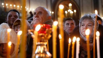 Иларион Алфеев - РПЦ не будет закрывать храмы из-за коронавируса по своей воле - gazeta.ru - Москва