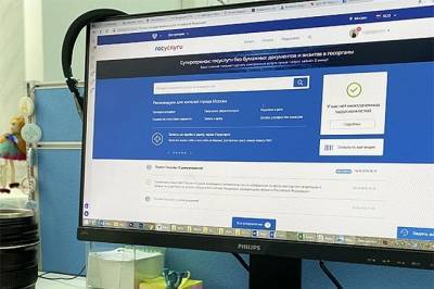 Михаил Мурашко - Ирина Шестакова - На сайте Госуслуг появилась услуга выдачи сертификата о вакцинации от COVID - aif.ru - Москва
