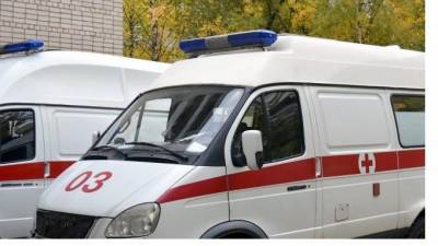 В Мариинской больнице спасают мужчину, который выпал из окна чужой квартиры - piter.tv