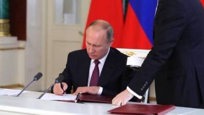 Владимир Путин - Президент России утвердил новый метод расчета МРОТ - yur-gazeta.ru